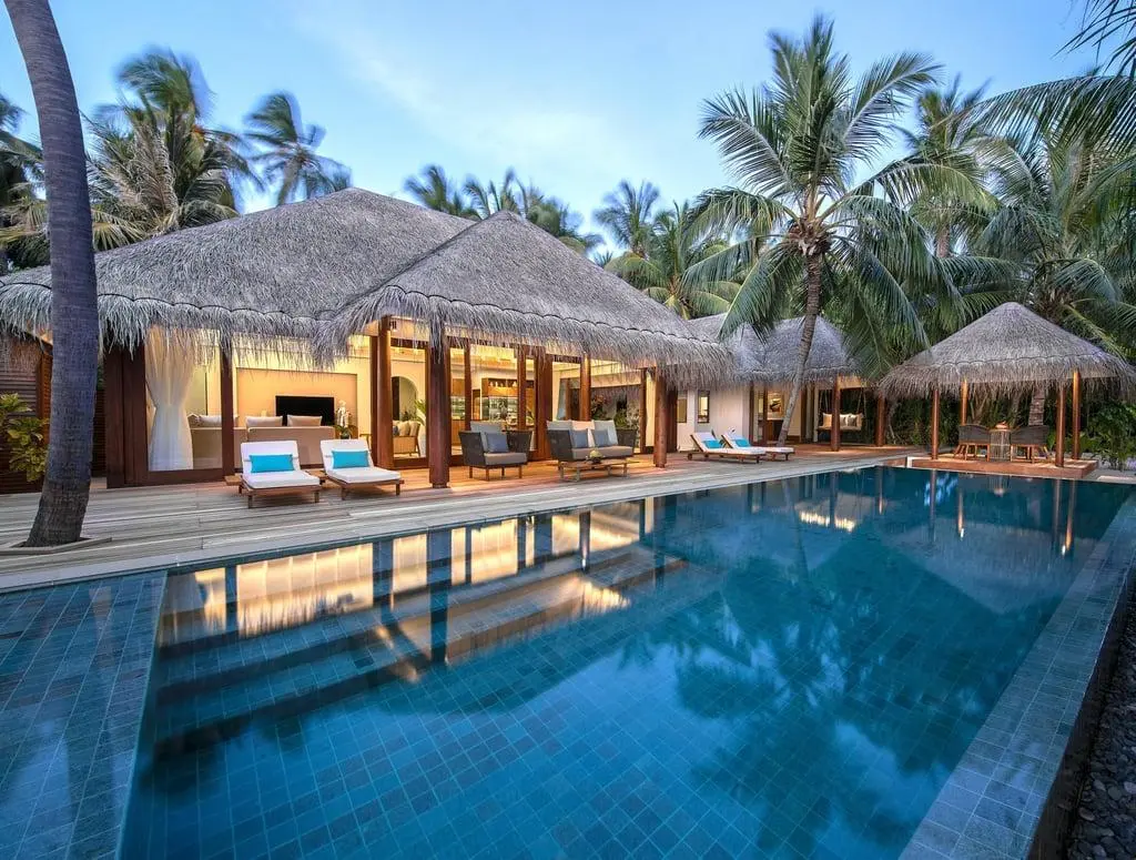 Luxury holiday pacakges
